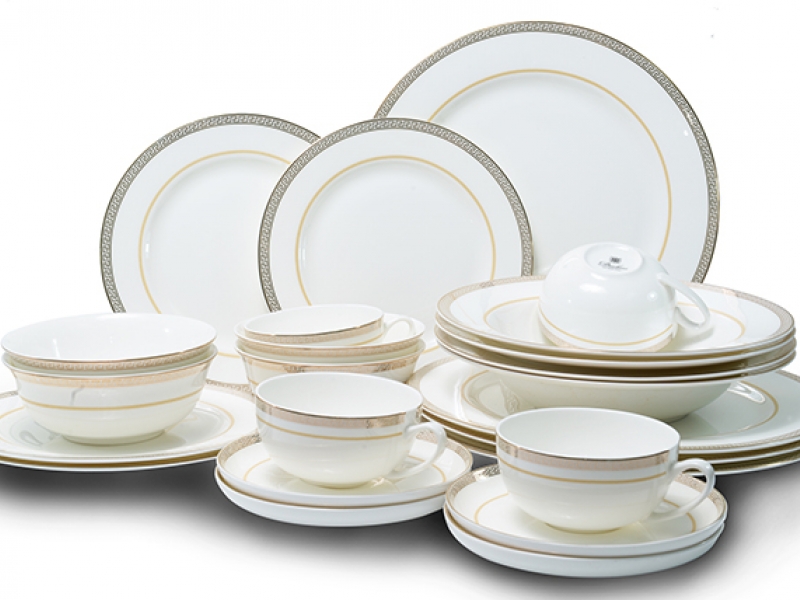 BONE CHINA GOLD DINNER SET 24 PCS BONE CHINA GOLD DINNER SET 24 PCS